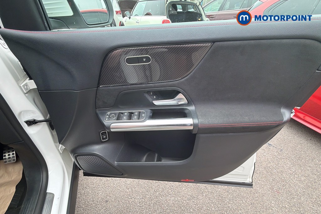 Mercedes-Benz GLA Amg Line Automatic Petrol SUV - Stock Number (1633483) - 19th supplementary image