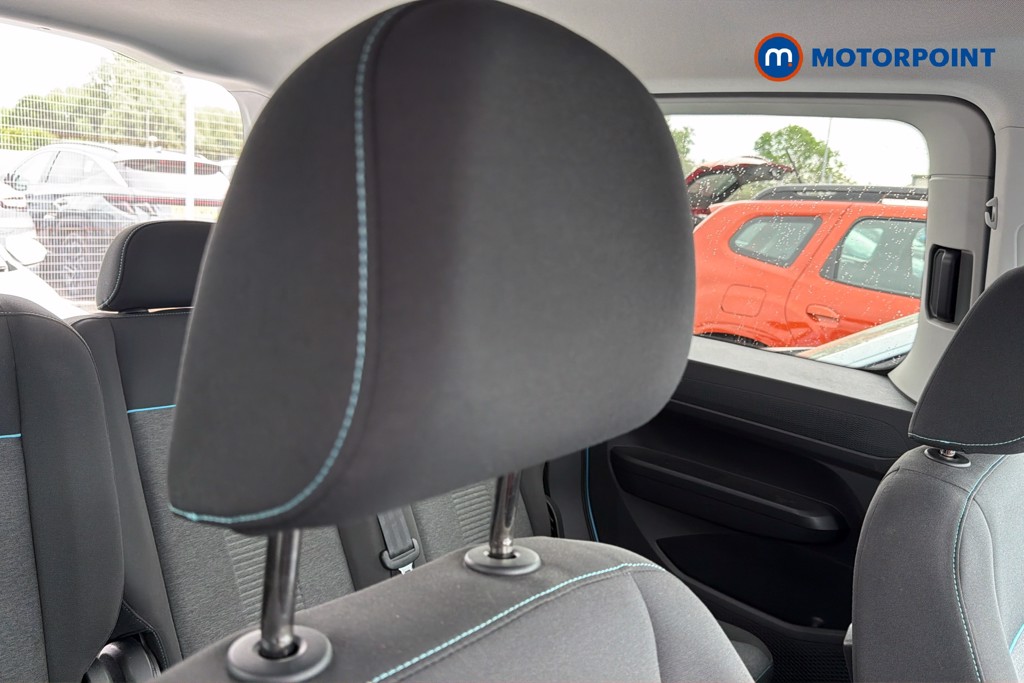 Ford Tourneo Connect Active Automatic Diesel People Carrier - Stock Number (1638061) - 23rd supplementary image