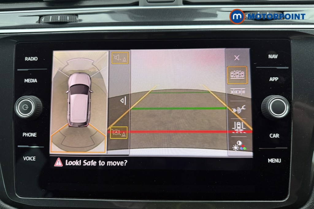 Volkswagen Tiguan R-Line Tech Manual Diesel SUV - Stock Number (1638679) - 3rd supplementary image