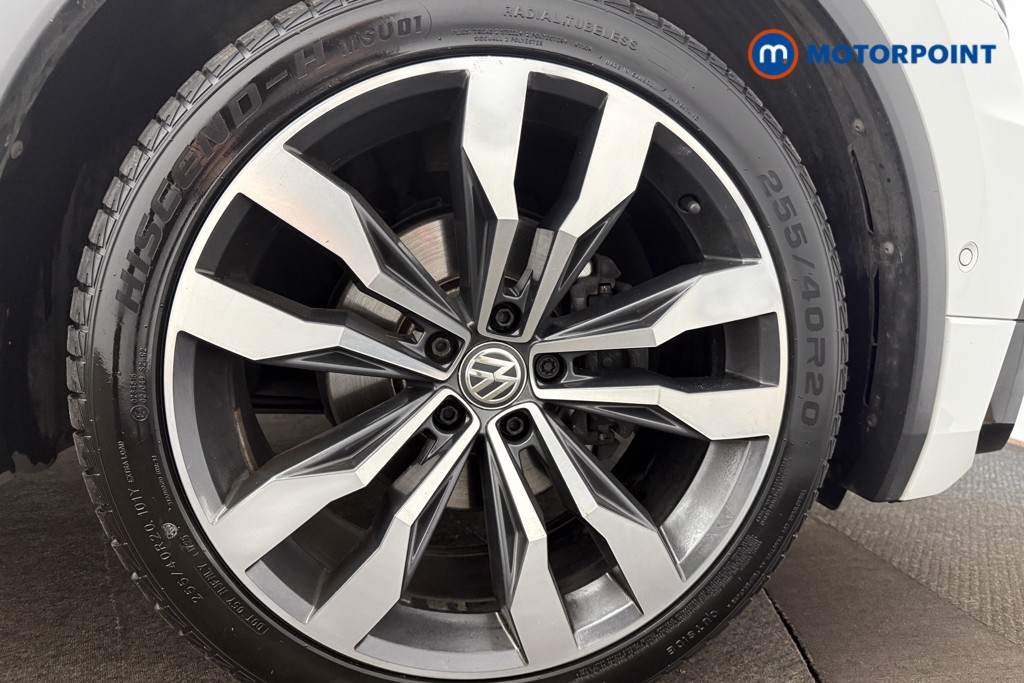 Volkswagen Tiguan R-Line Tech Manual Diesel SUV - Stock Number (1638679) - 11th supplementary image