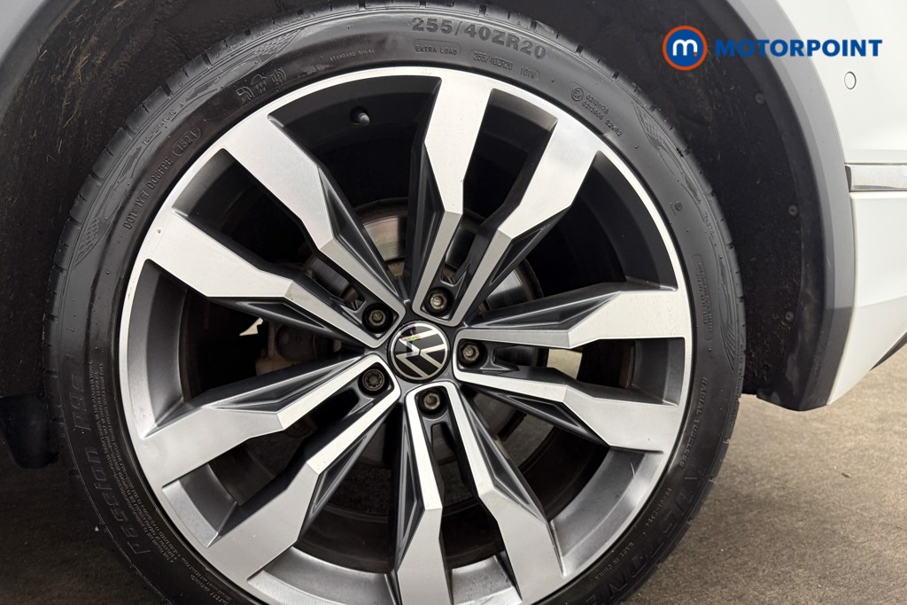 Volkswagen Tiguan R-Line Tech Manual Diesel SUV - Stock Number (1638679) - 13th supplementary image