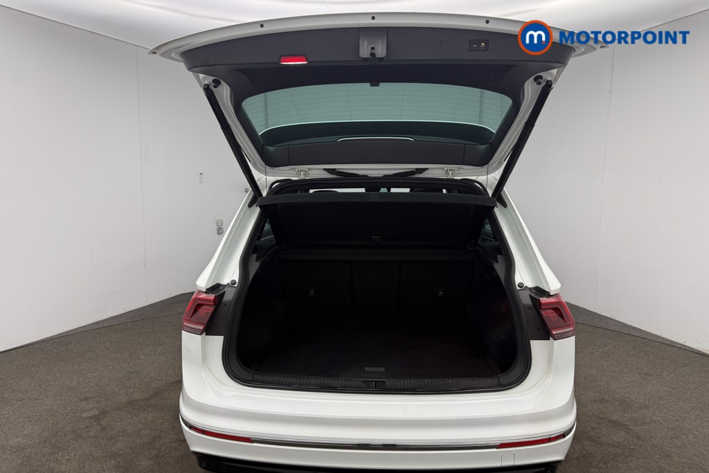 Volkswagen Tiguan R-Line Tech Manual Diesel SUV - Stock Number (1638679) - 23rd supplementary image