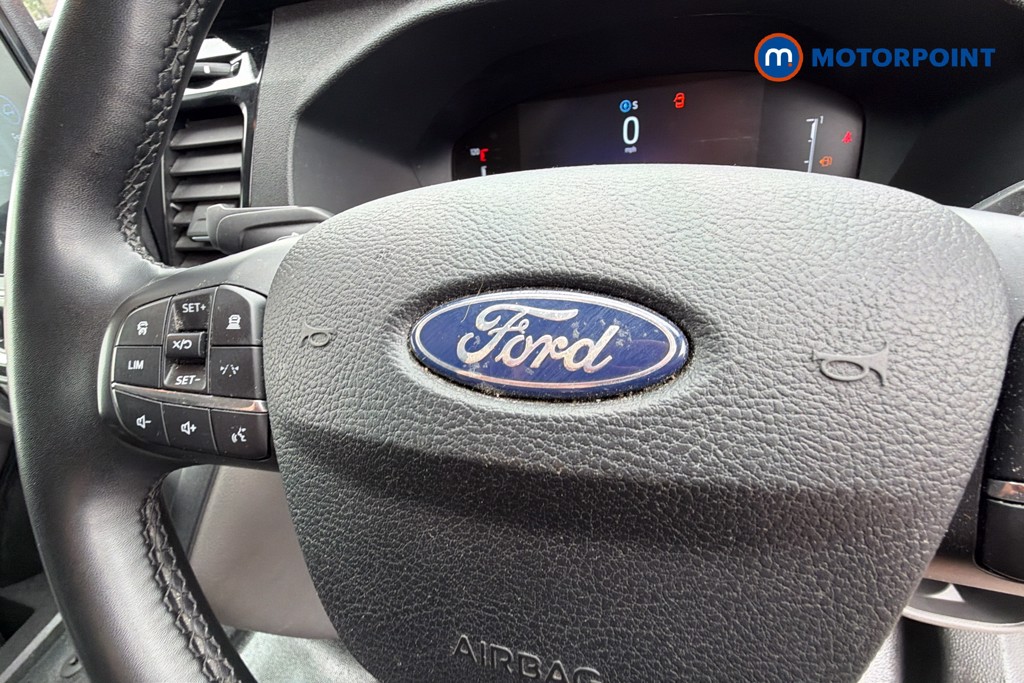 Ford Transit Limited Automatic Diesel Medium Roof Van - Stock Number (1639439) - 5th supplementary image