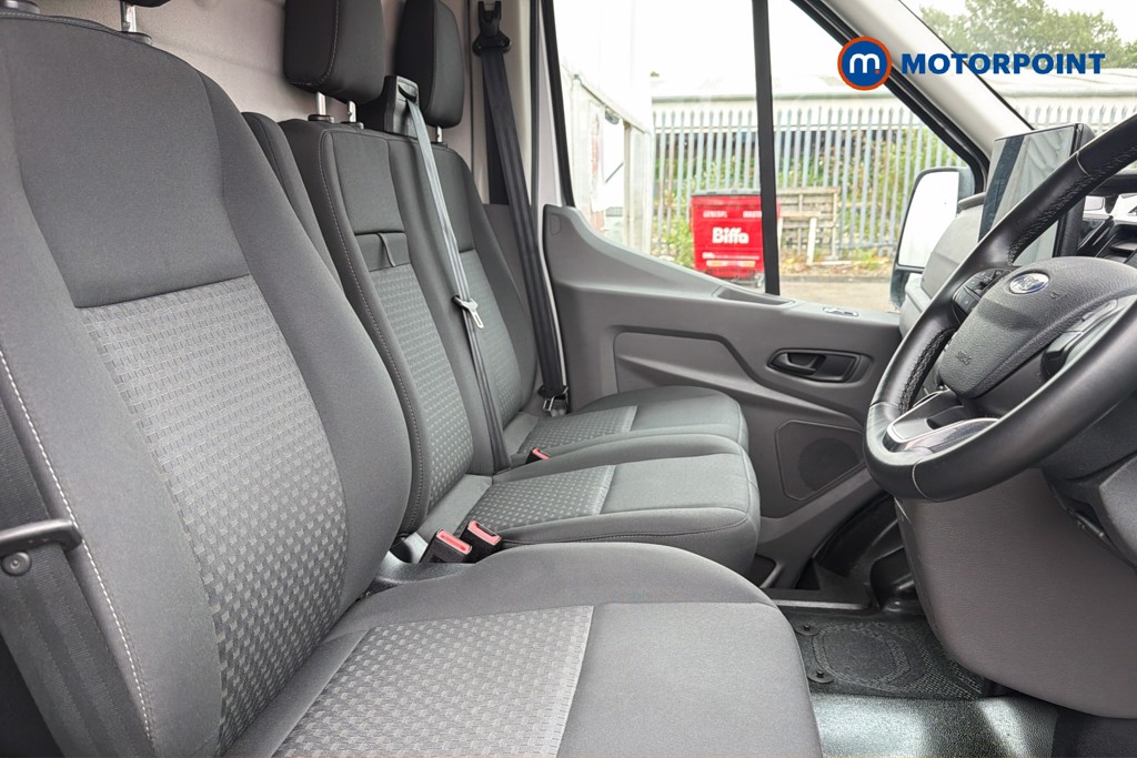 Ford Transit Limited Automatic Diesel Medium Roof Van - Stock Number (1639439) - 22nd supplementary image
