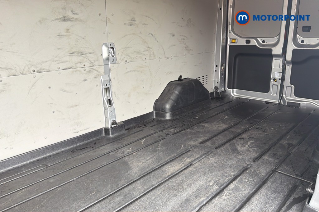 Ford Transit Limited Automatic Diesel Medium Roof Van - Stock Number (1639439) - 28th supplementary image
