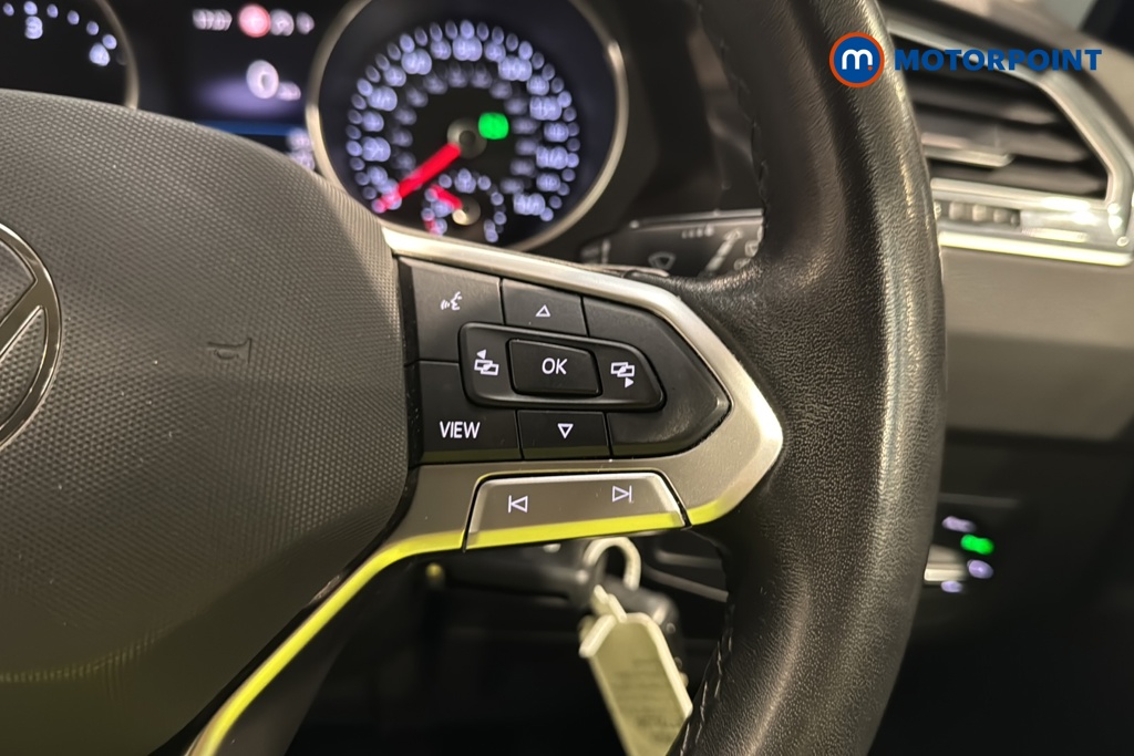 Volkswagen Tiguan Life Automatic Diesel SUV - Stock Number (1640529) - 3rd supplementary image