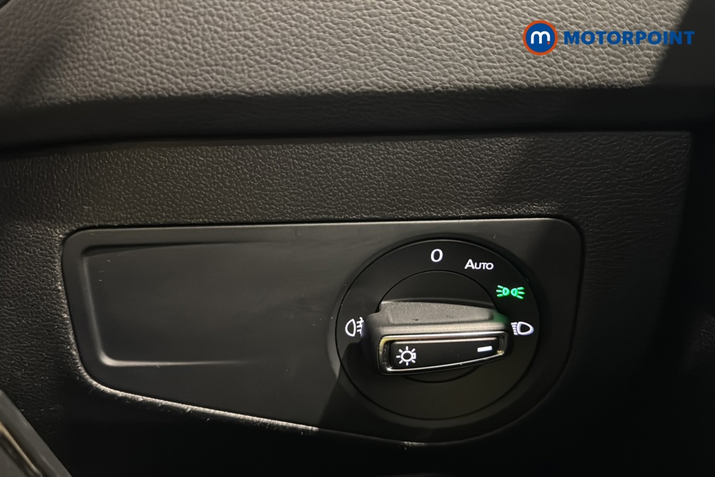 Volkswagen Tiguan Life Automatic Diesel SUV - Stock Number (1640529) - 11th supplementary image