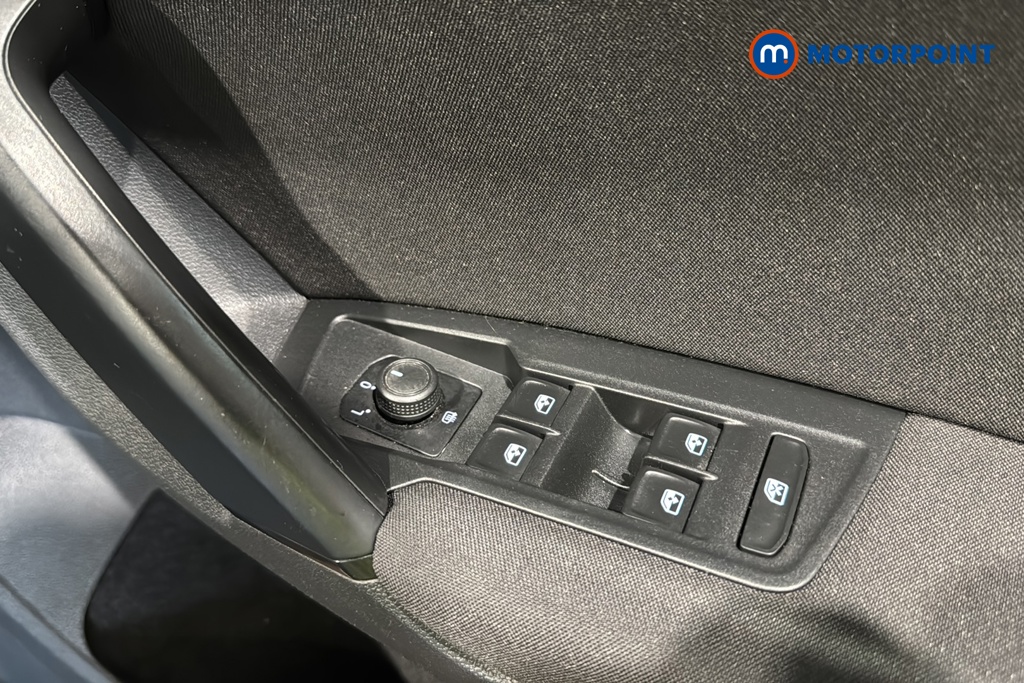 Volkswagen Tiguan Life Automatic Diesel SUV - Stock Number (1640529) - 19th supplementary image