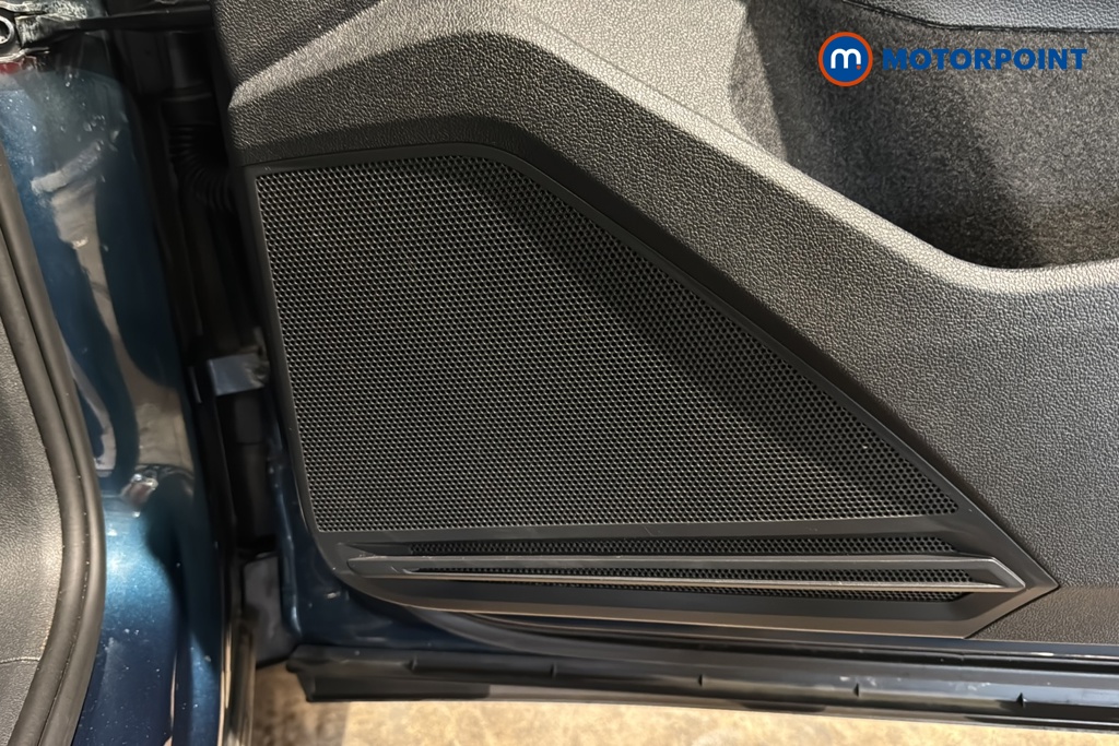 Volkswagen Tiguan Life Automatic Diesel SUV - Stock Number (1640529) - 21st supplementary image