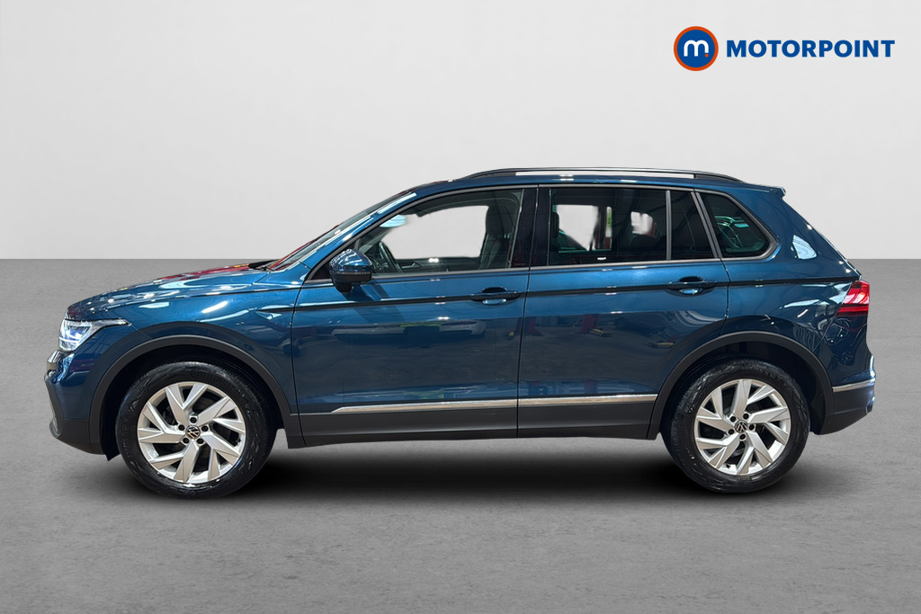 Volkswagen Tiguan Life Automatic Diesel SUV - Stock Number (1640529) - Drivers side