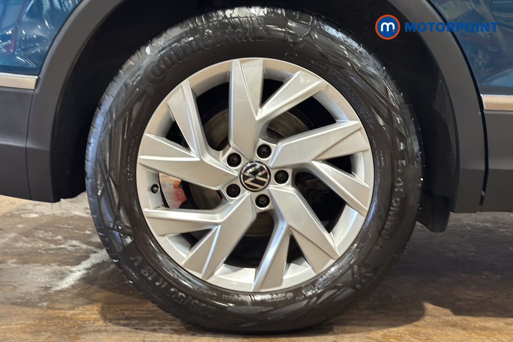 Volkswagen Tiguan Life Automatic Diesel SUV - Stock Number (1640529) - 46th supplementary image