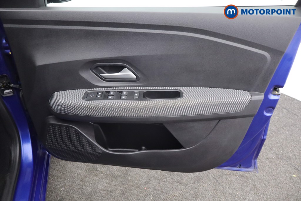 Dacia Sandero Expression Manual Petrol Hatchback - Stock Number (1641197) - 9th supplementary image