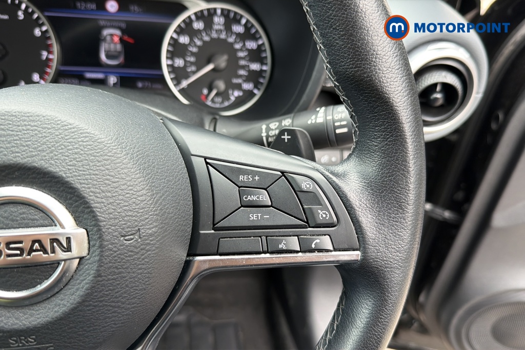 Nissan Juke N-Connecta Automatic Petrol SUV - Stock Number (1641373) - 3rd supplementary image