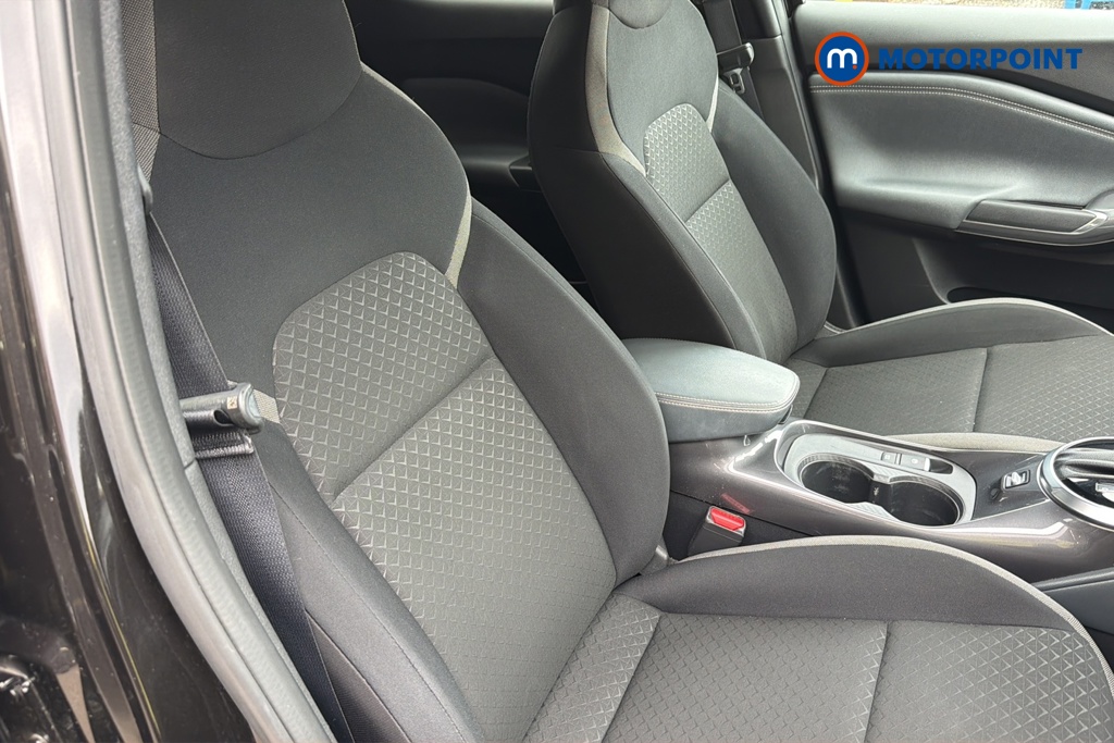Nissan Juke N-Connecta Automatic Petrol SUV - Stock Number (1641373) - 22nd supplementary image