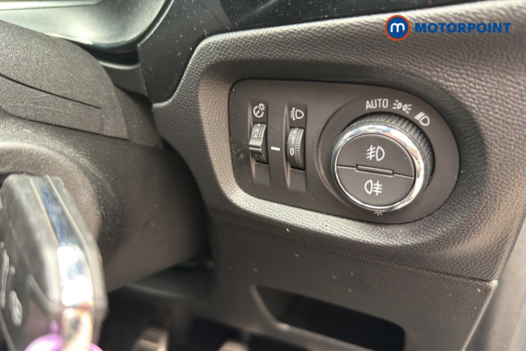 Vauxhall Corsa GS Manual Petrol Hatchback - Stock Number (1641753) - 11th supplementary image