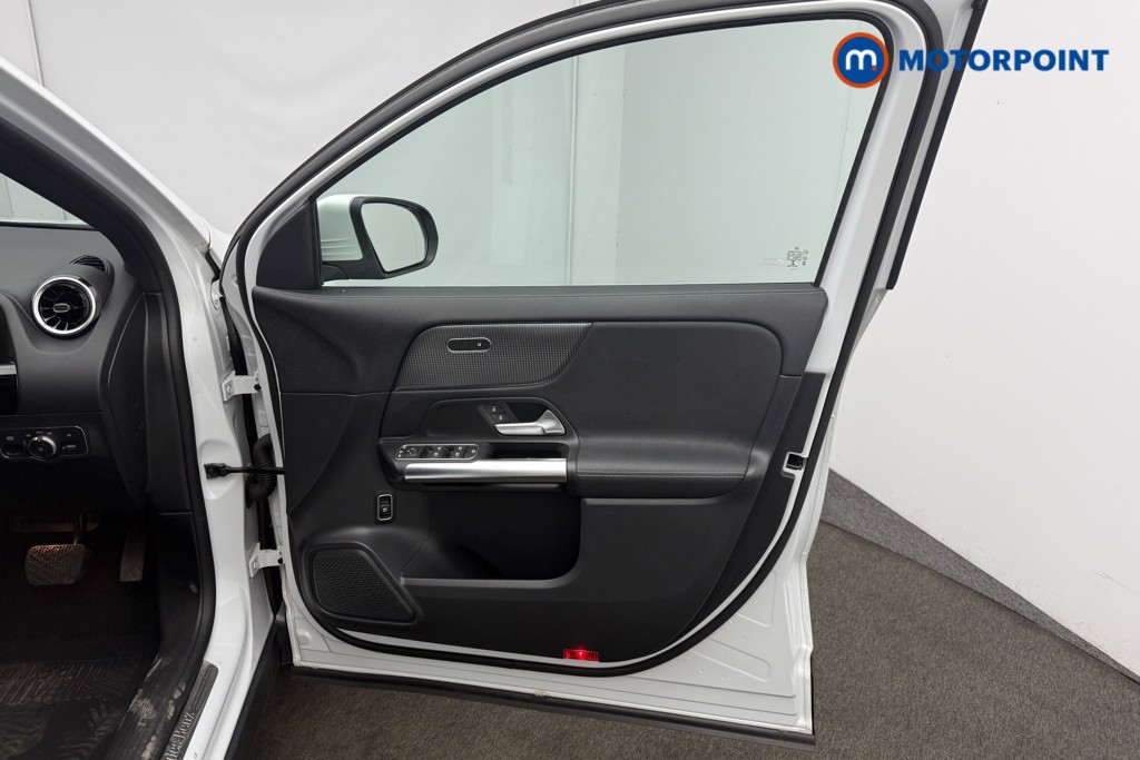 Mercedes-Benz GLA Sport Automatic Diesel SUV - Stock Number (1642809) - 17th supplementary image