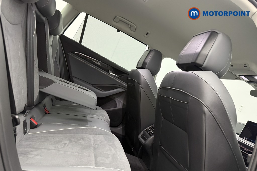 Volkswagen Passat Life Automatic Petrol Plug-In Hybrid Estate - Stock Number (1643786) - 22nd supplementary image
