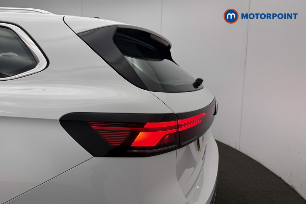 Volkswagen Passat Life Automatic Petrol Plug-In Hybrid Estate - Stock Number (1643786) - 30th supplementary image