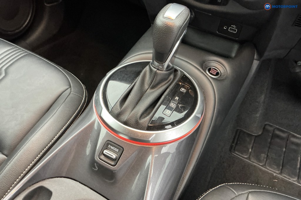 Nissan Juke Tekna Automatic Petrol SUV - Stock Number (1643816) - 15th supplementary image