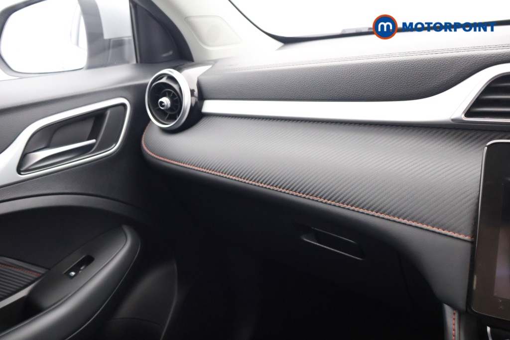 Mg Motor Uk ZS Exclusive Manual Petrol SUV - Stock Number (1643928) - 8th supplementary image