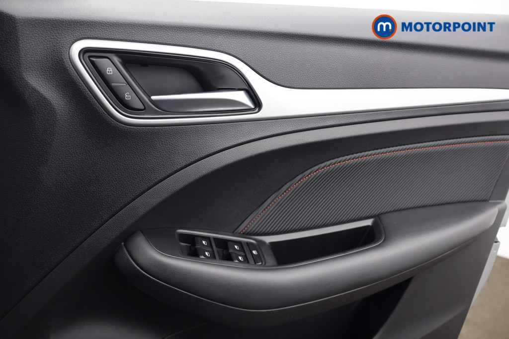 Mg Motor Uk ZS Exclusive Manual Petrol SUV - Stock Number (1643928) - 9th supplementary image