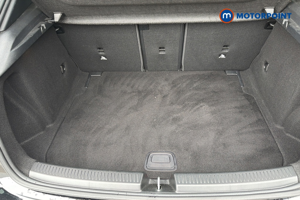 Mercedes-Benz A Class Amg Line Automatic Petrol Hatchback - Stock Number (1644114) - 30th supplementary image