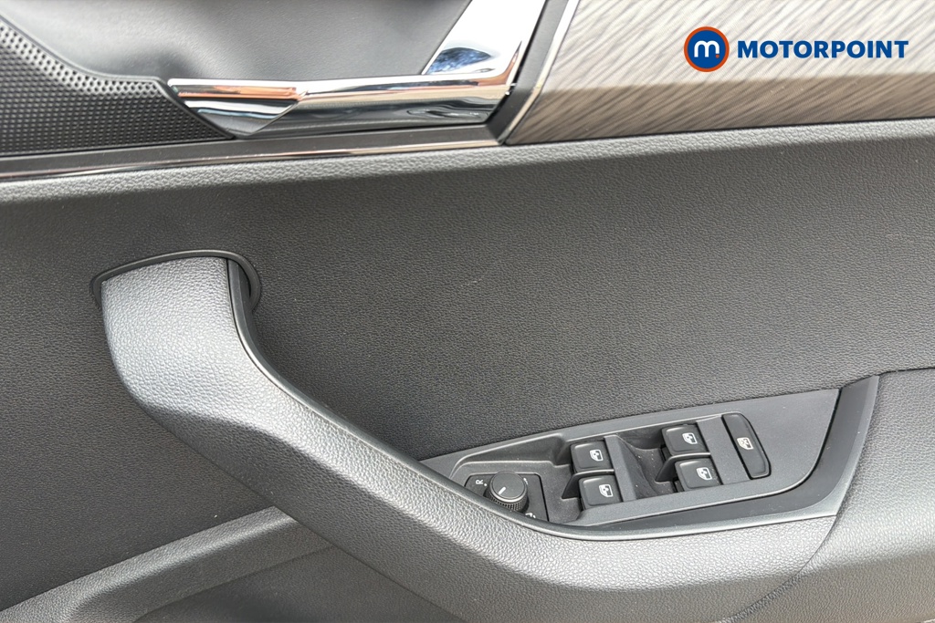 Skoda Karoq Se L Automatic Petrol SUV - Stock Number (1644130) - 19th supplementary image