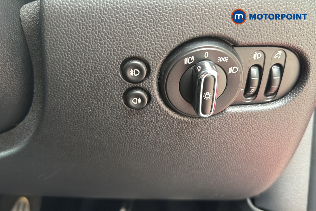 Mini Hatchback Cooper S Sport Automatic Petrol Hatchback - Stock Number (1645001) - 11th supplementary image