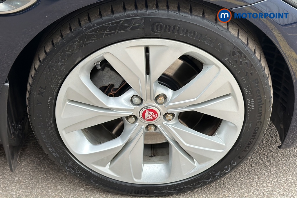 Jaguar XE S Automatic Petrol Saloon - Stock Number (1645232) - 47th supplementary image