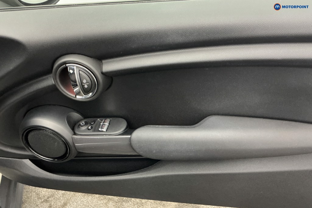 Mini Hatchback Cooper Classic Manual Petrol Hatchback - Stock Number (1645290) - 24th supplementary image