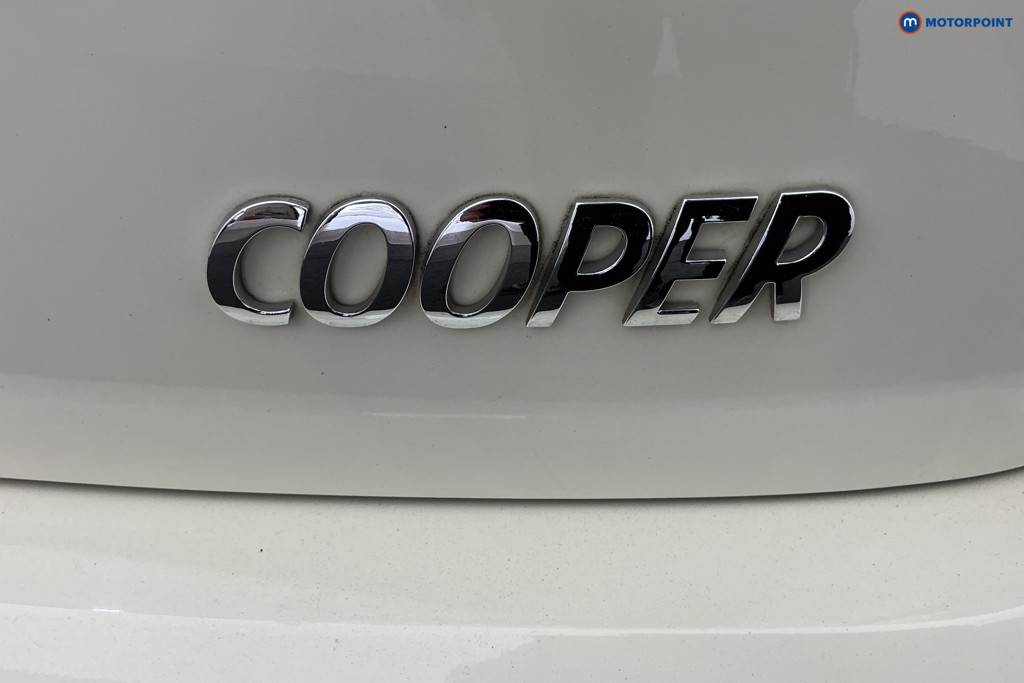 Mini Hatchback Cooper Classic Manual Petrol Hatchback - Stock Number (1645290) - 29th supplementary image