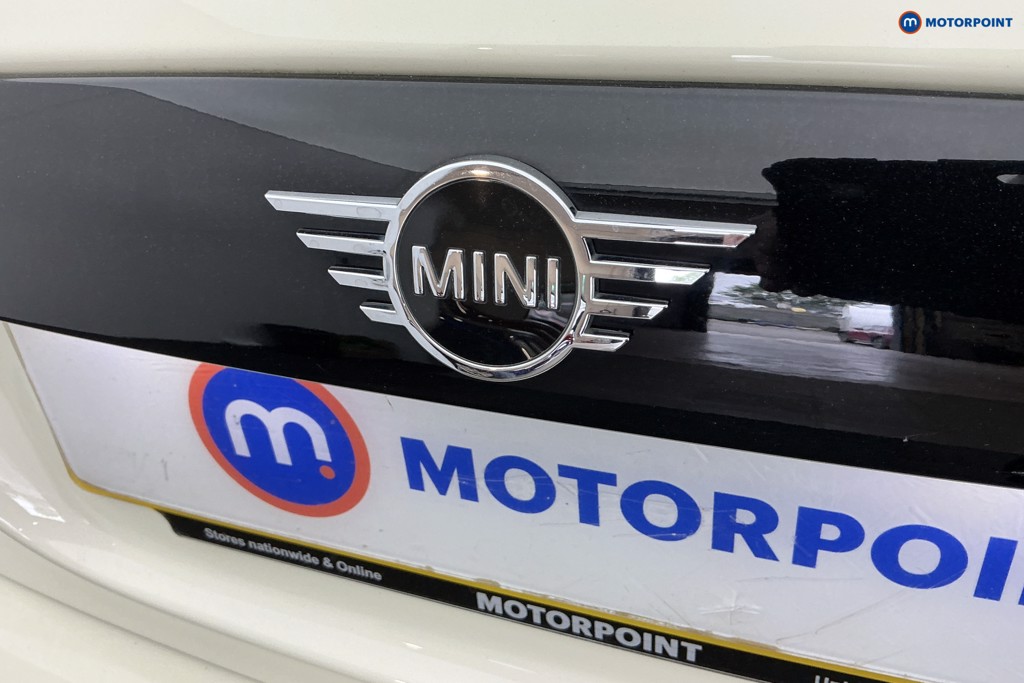 Mini Hatchback Cooper Classic Manual Petrol Hatchback - Stock Number (1645290) - 30th supplementary image