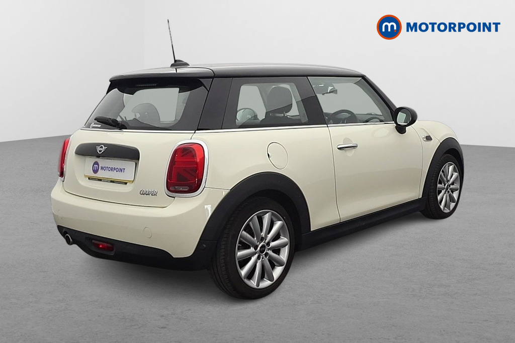 Mini Hatchback Cooper Classic Manual Petrol Hatchback - Stock Number (1645290) - Drivers side rear corner