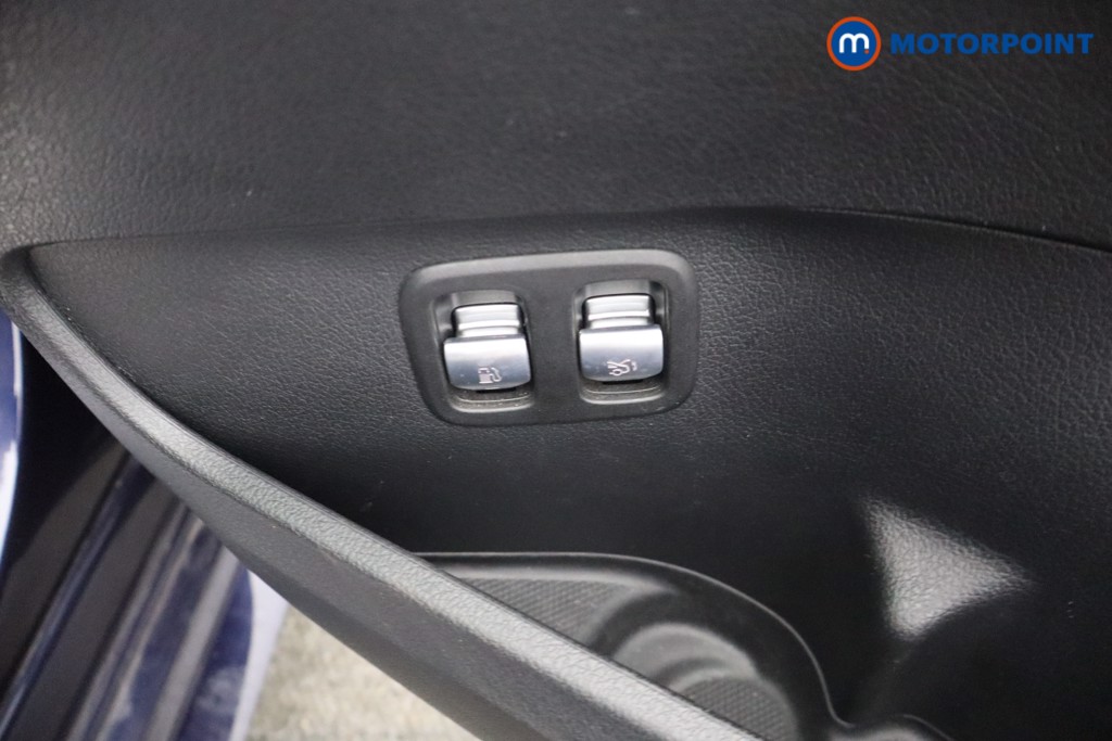 Mercedes-Benz C Class Amg Line Automatic Petrol Plug-In Hybrid Saloon - Stock Number (1645692) - 11th supplementary image