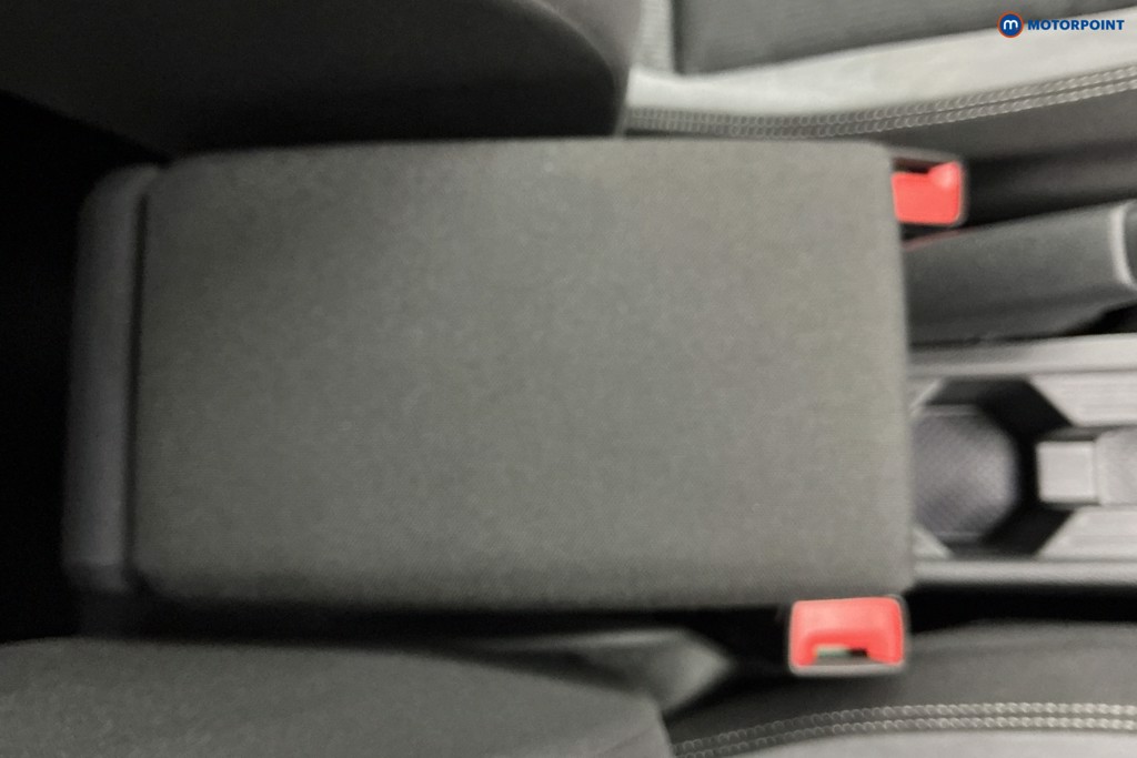 Volkswagen Taigo R-Line Automatic Petrol SUV - Stock Number (1645810) - 13th supplementary image