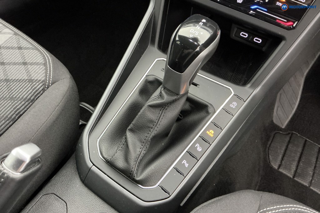 Volkswagen Taigo R-Line Automatic Petrol SUV - Stock Number (1645810) - 15th supplementary image