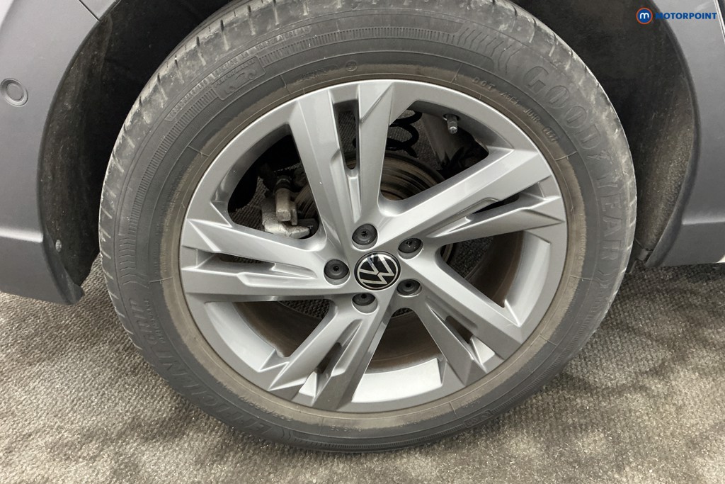 Volkswagen Taigo R-Line Automatic Petrol SUV - Stock Number (1645810) - 34th supplementary image