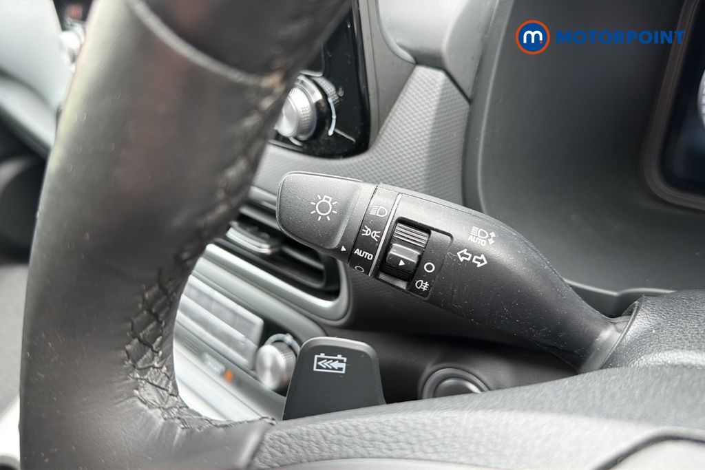 Hyundai Kona Premium Automatic Electric SUV - Stock Number (1645842) - 5th supplementary image