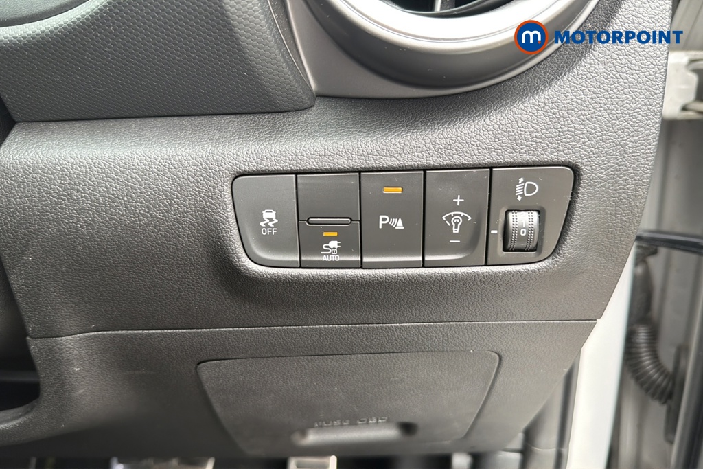 Hyundai Kona Premium Automatic Electric SUV - Stock Number (1645842) - 11th supplementary image