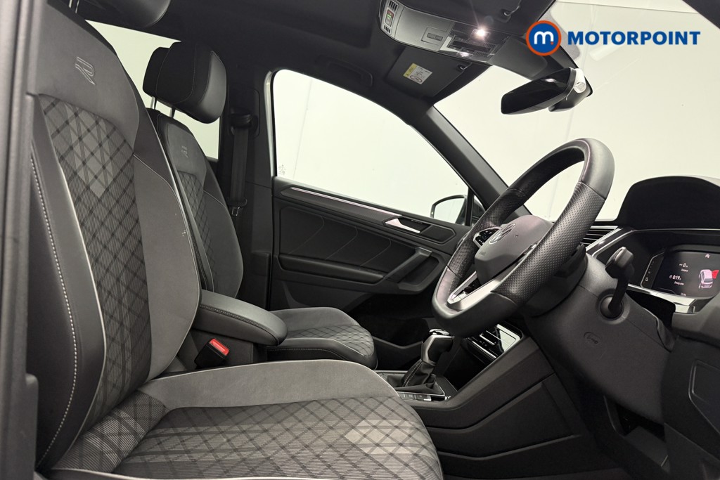 Volkswagen Tiguan Black Edition Automatic Petrol Plug-In Hybrid SUV - Stock Number (1645877) - 8th supplementary image