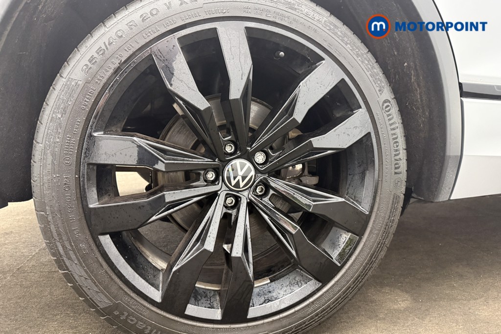 Volkswagen Tiguan Black Edition Automatic Petrol Plug-In Hybrid SUV - Stock Number (1645877) - 10th supplementary image