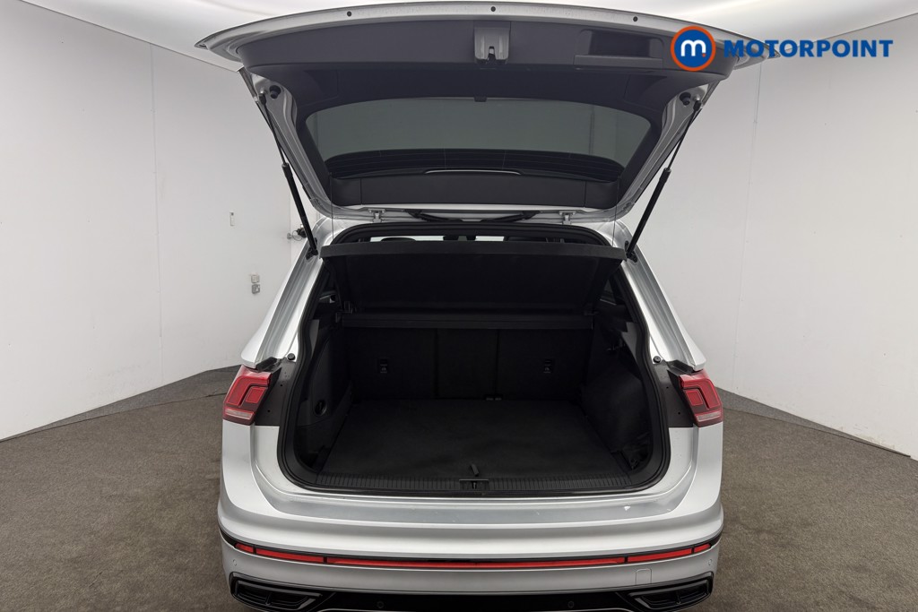 Volkswagen Tiguan Black Edition Automatic Petrol Plug-In Hybrid SUV - Stock Number (1645877) - 23rd supplementary image
