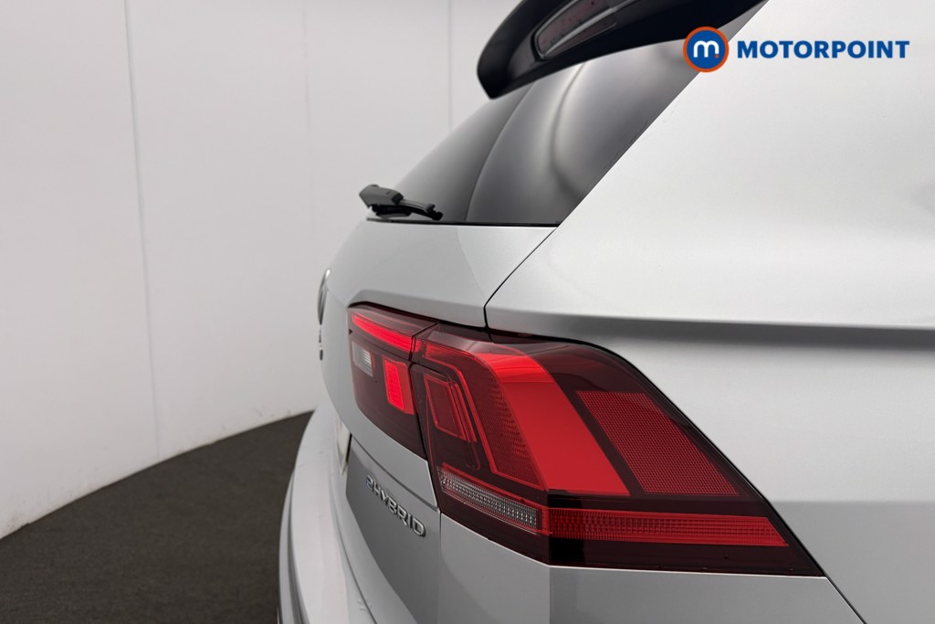 Volkswagen Tiguan Black Edition Automatic Petrol Plug-In Hybrid SUV - Stock Number (1645877) - 29th supplementary image