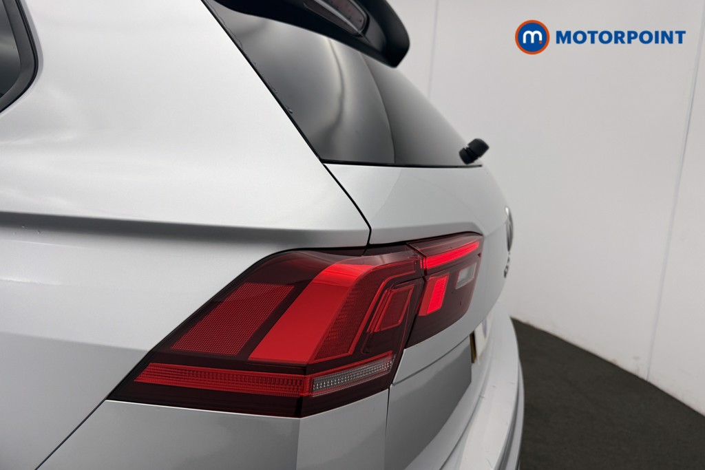 Volkswagen Tiguan Black Edition Automatic Petrol Plug-In Hybrid SUV - Stock Number (1645877) - 30th supplementary image