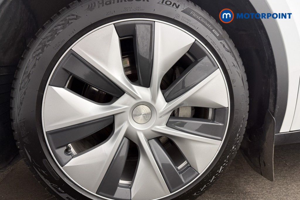 Tesla Model Y Long Range Automatic Electric SUV - Stock Number (1645905) - 12th supplementary image