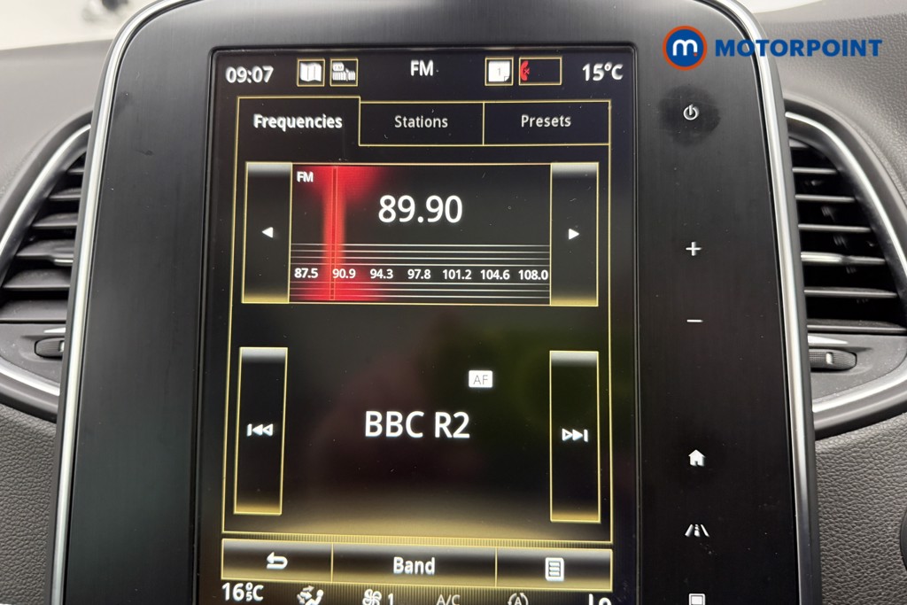Renault Grand Scenic Signature Automatic Petrol People Carrier - Stock Number (1646250) - 4th supplementary image