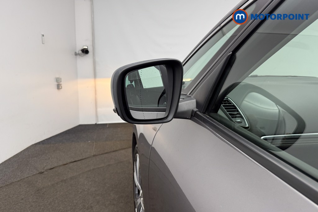 Renault Grand Scenic Signature Automatic Petrol People Carrier - Stock Number (1646250) - 33rd supplementary image