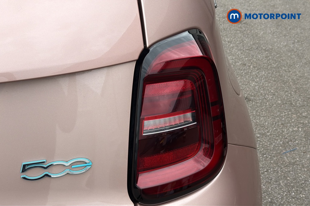 Fiat 500 La Prima Automatic Electric Convertible - Stock Number (1646328) - 36th supplementary image