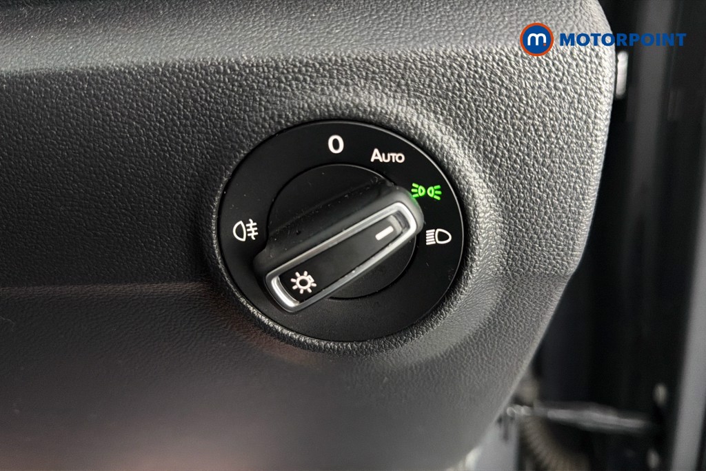Volkswagen T-Roc SE Manual Petrol SUV - Stock Number (1646661) - 18th supplementary image