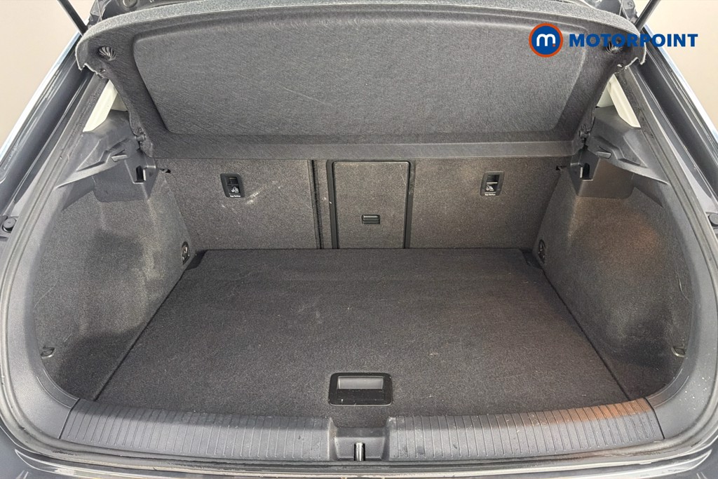 Volkswagen T-Roc SE Manual Petrol SUV - Stock Number (1646661) - 33rd supplementary image